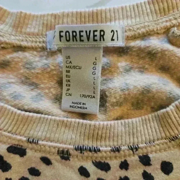 Forever 21 Cheetah Long Sleeve Crop Top Size Large - Picture 5 of 7